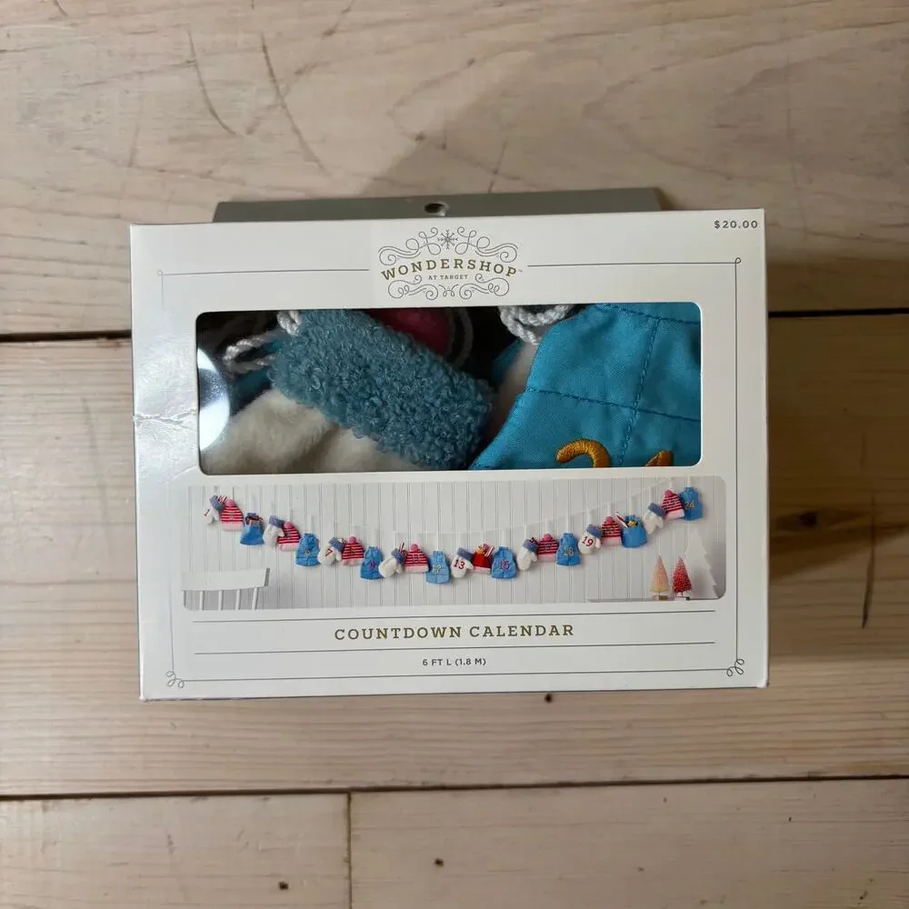Wondershop Open Box Christmas Countdown Calendar Hats Mittens‎ Vest Garland